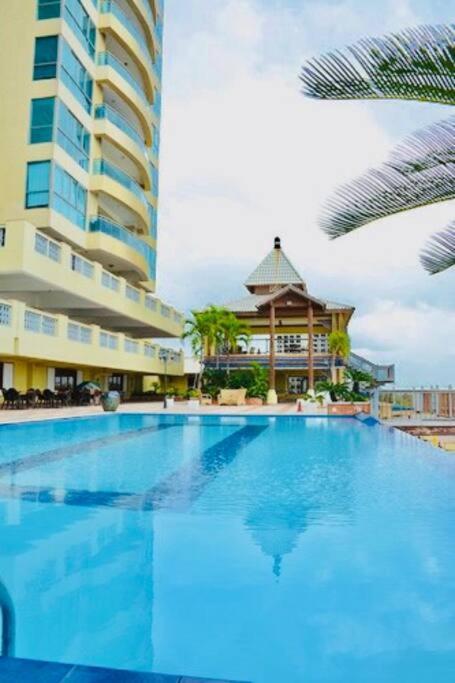 Beach Front Penthouse In Exclusive Tower Santo Domingo Exterior foto
